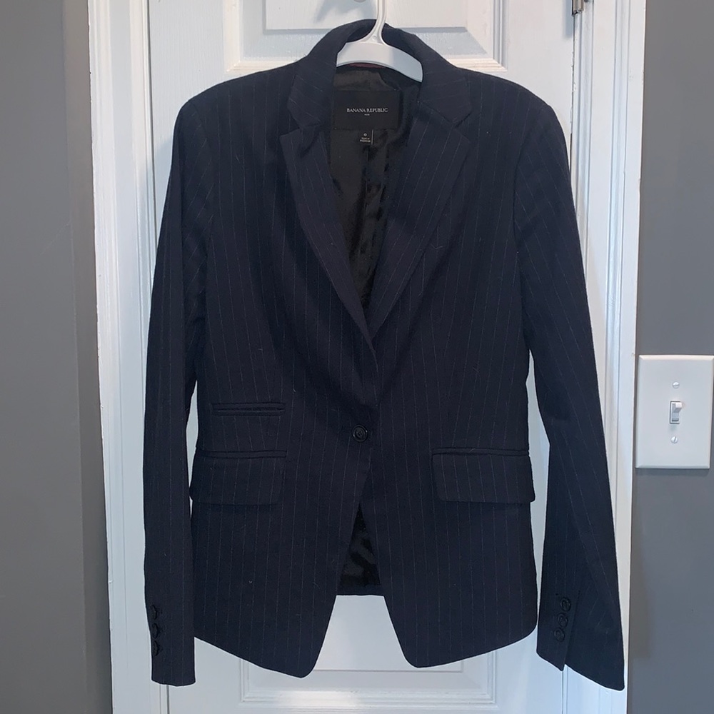 Banana Republic Navy Pin Stripe Blazer